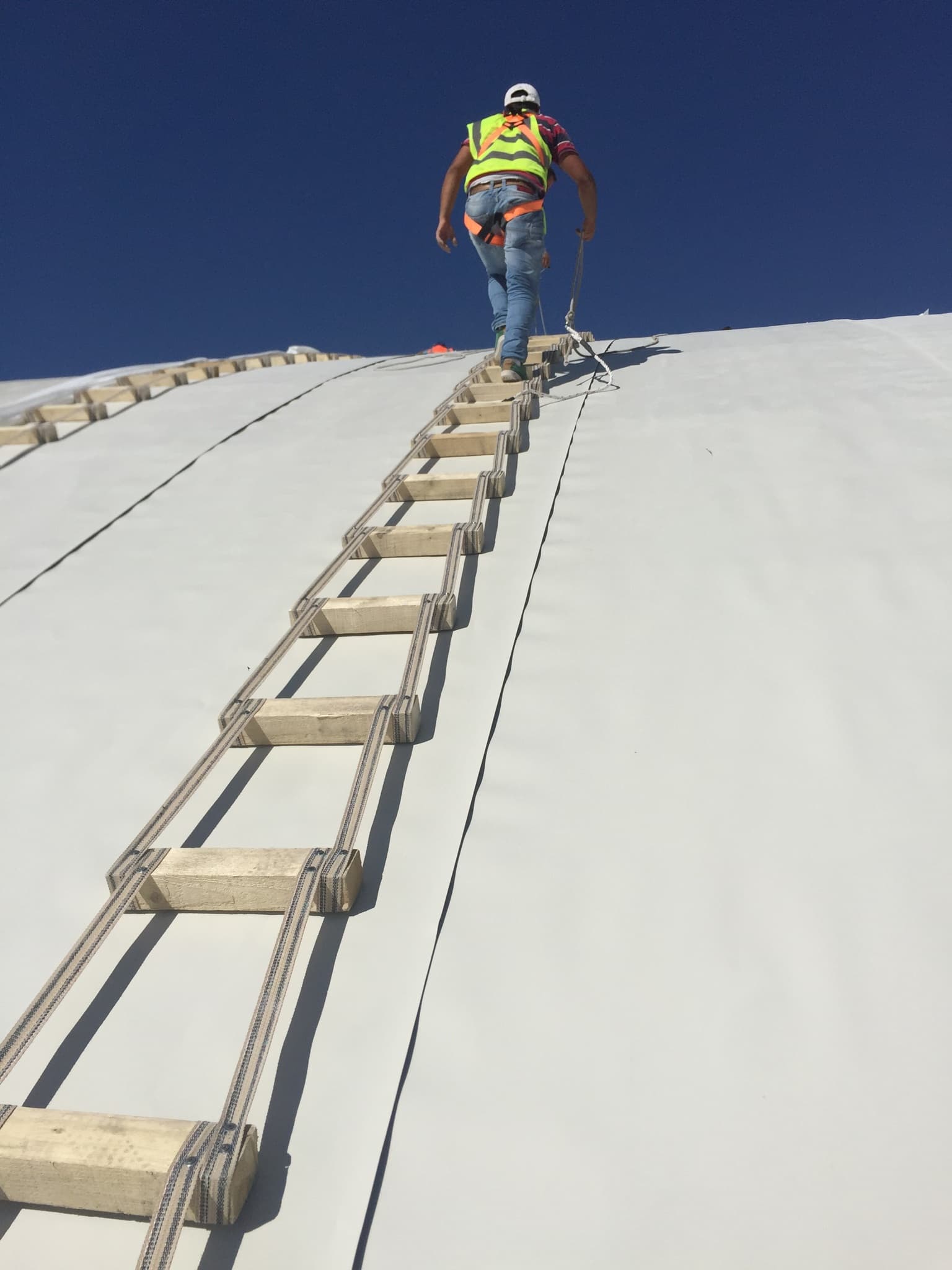 Hidroizolim me Membranë TPO, Pallati Sportit Korçë